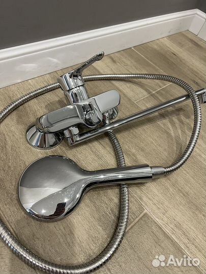 Смеситель для ванны vidima