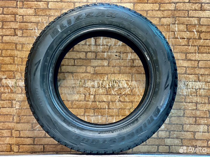 Bridgestone Blizzak DM-V1 225/65 R18 103R