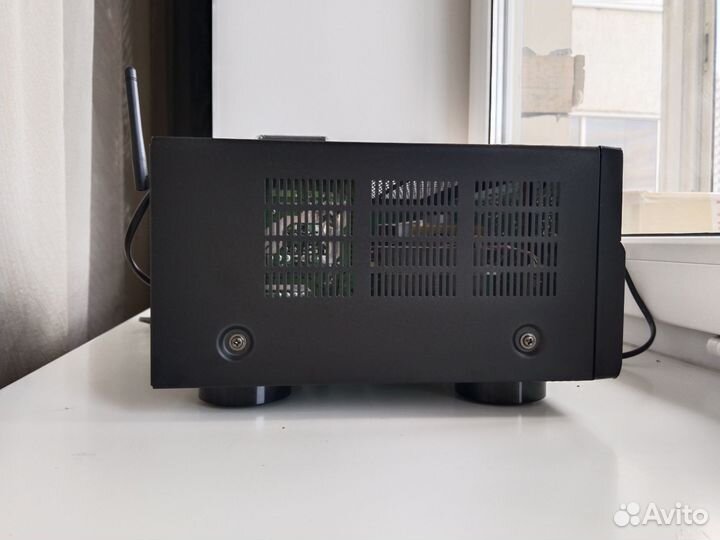 7+2 - канальный AV-ресивер Yamaha RX-V585