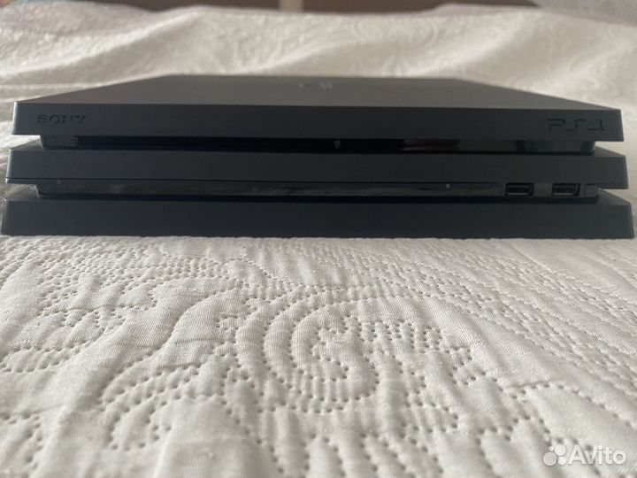 Sony Playstation 4 pro (чёрный)