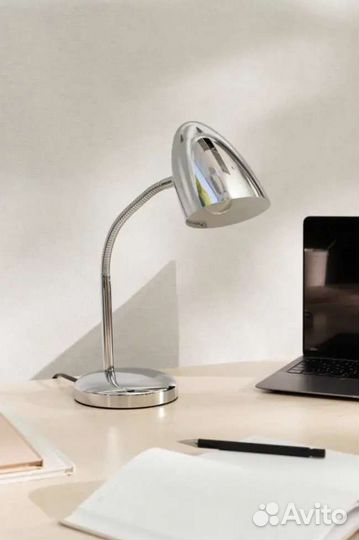 Настольная лампа с лампочкой
