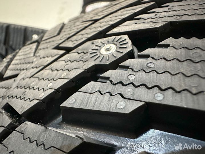 Amtel NordMaster Evo 215/55 R17 98T