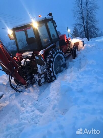 Услуги трактора экскаватора