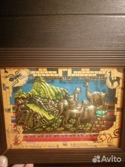 Сувенирные настенные тарелки