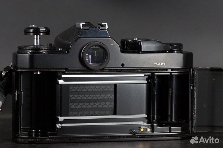Nikon FE2 body