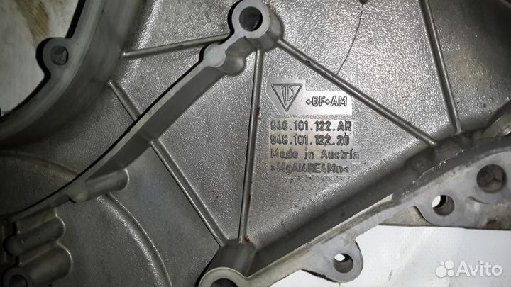 Передняя крышка двигателя Porsche Cayenne 4.8