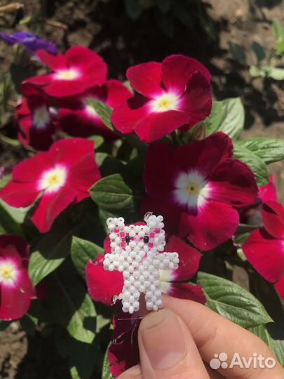 Котик из ровного бисера