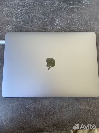 Macbook pro 13 2019 touch bar