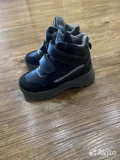 Ботинки демисезонные для мальчика 22р