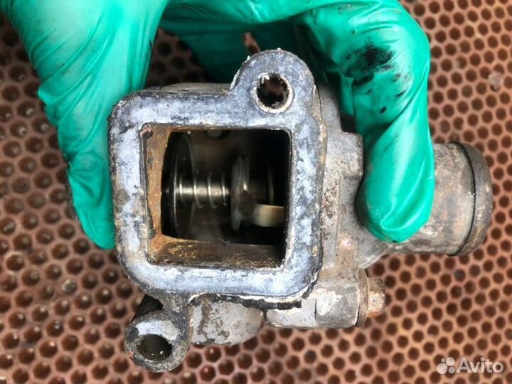 Корпус термостата УАЗ 29891 буханка змз 409 2014