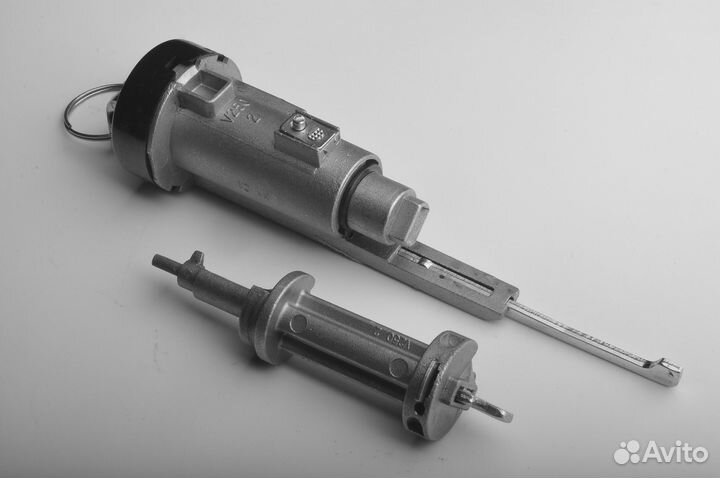 Личинка замка Chevrolet Epica V250 2009-2013