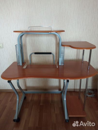 Компьютерный стол бу