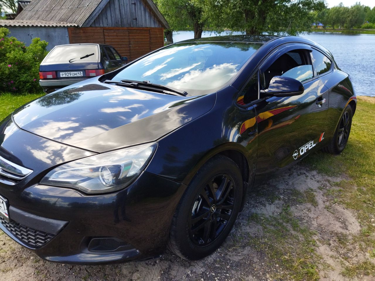 Opel Astra GTC: фото владельца