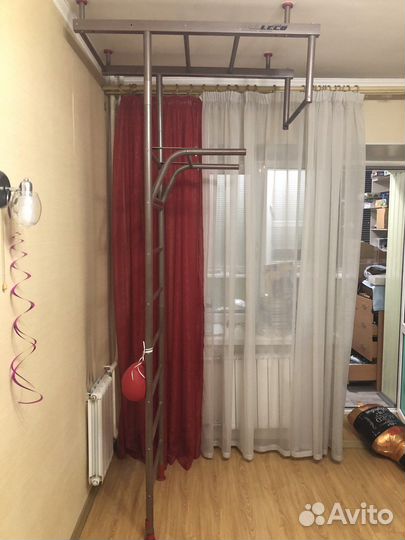 Шведская стенка с турником