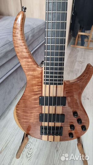 Бас гитара 5 струн Harley Benton