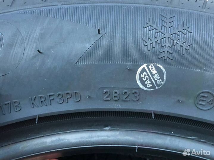 Rockblade Rock 535 225/55 R17 101R