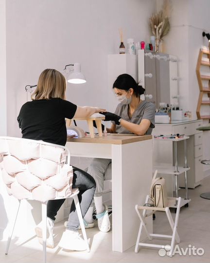 Мастер маникюра