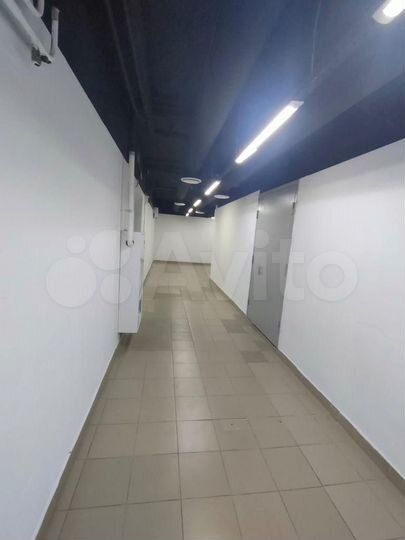 Торговая площадь, 32 м²