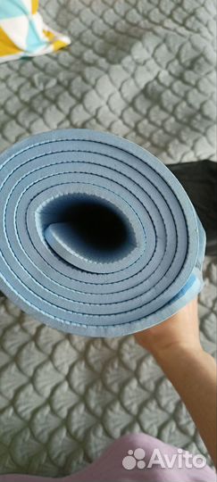 Коврик для йоги и фитнеса