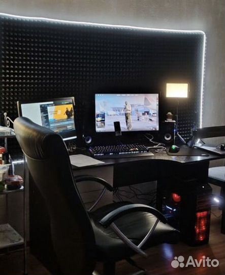 Компьютер С монитором, обмен