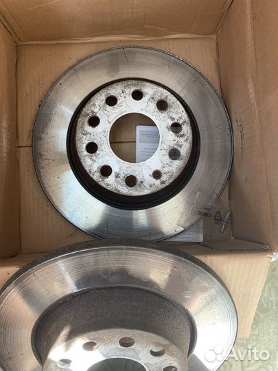 Задние тормозные диски Tiguan 1