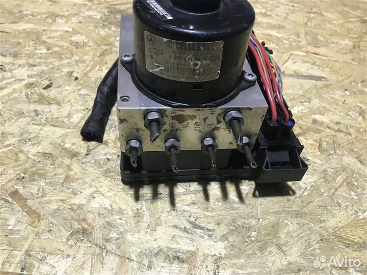 Блок abs Mercedes-Benz C-Class W203 W203 111.955