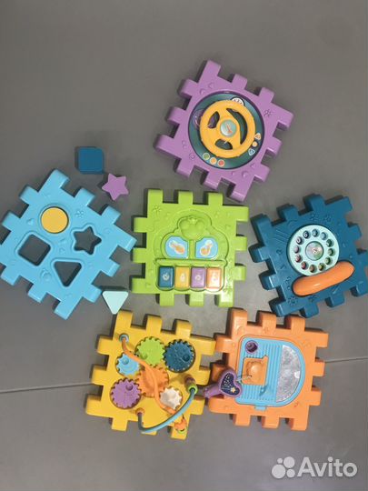 Развивающие игрушки