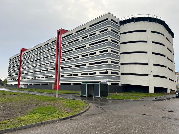 Машиноместо, 13 м²