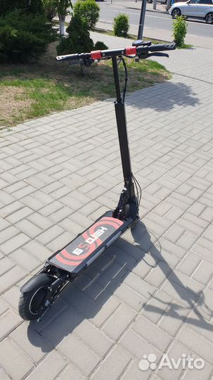 Самокат электрический StarWay Hero S9 LED 600W