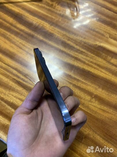 Телефон iPhone 13 Pro