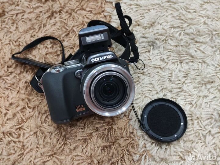 Зеркальный фотоаппарат