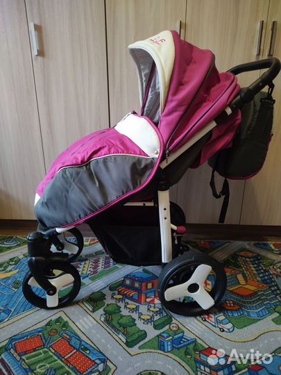 Детская прогулочная коляска