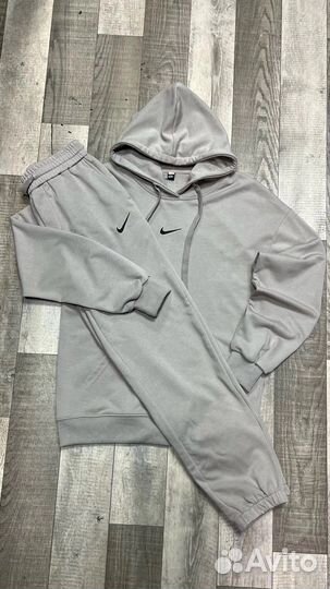Костюм Nike