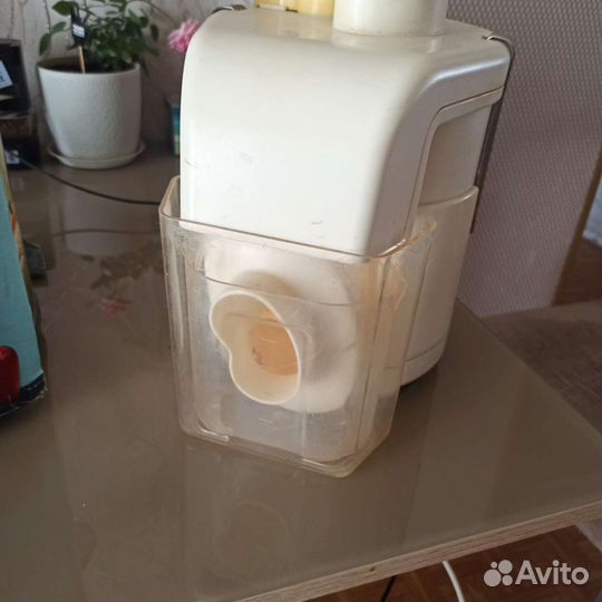 Соковыжималка шнековая