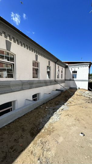 Здание, 731 м²