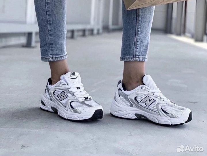 Кроссовки женские new balance