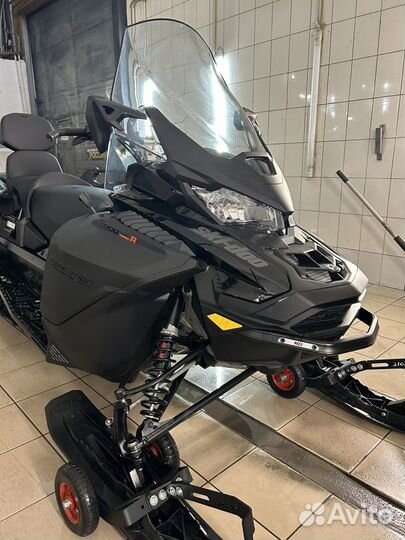 2024 BRP Ski-doo Expedition SE TurboR