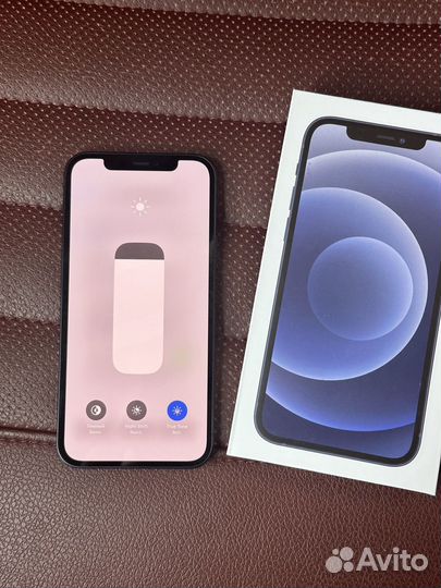 iPhone 12, 64 ГБ