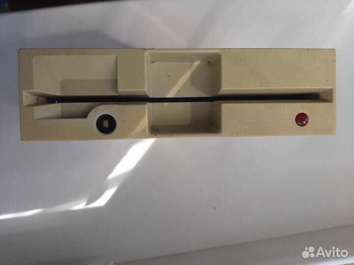 Ретро Floppy дисковод для компьютера