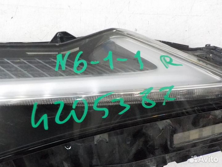 Фара правая Lexus UX200/UX250h/UX300e