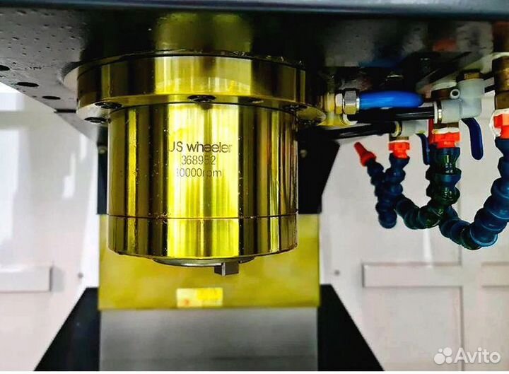 Вертикальный фрезерный станок EM1100