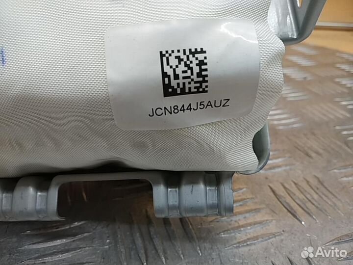 Подушка безопасности пассажирская (в торпедо) Mazd