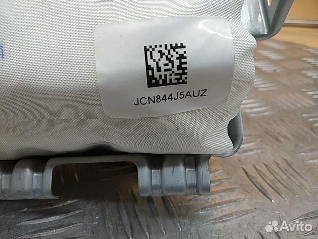 Подушка безопасности пассажирская (в торпедо) Mazd