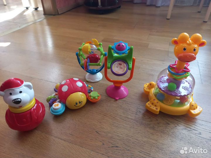 Развивающие игрушки пакетом
