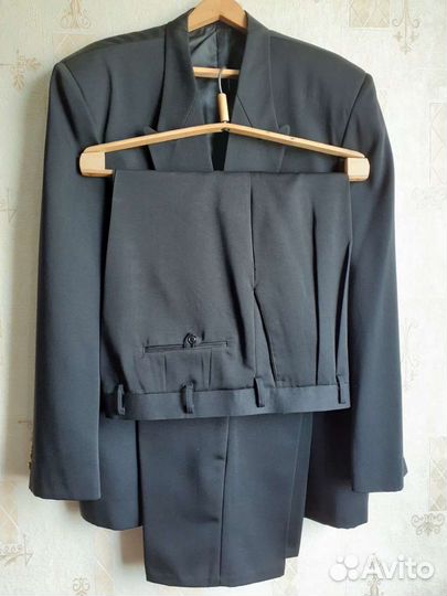 Мужской классический костюм 48-50