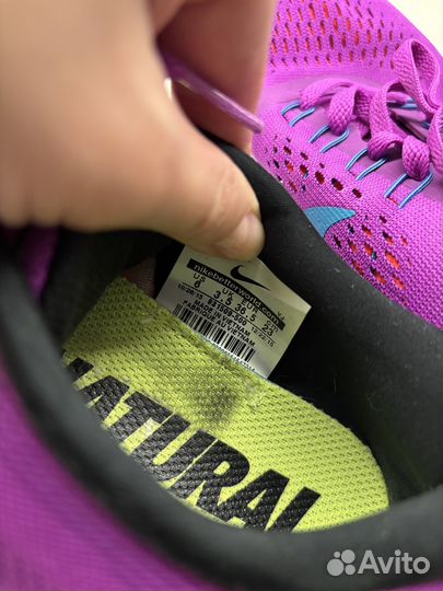 Кроссовки nike женские