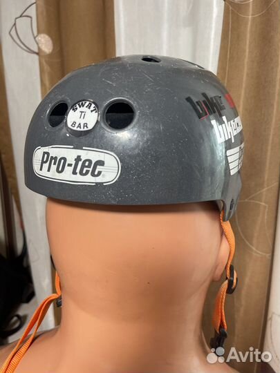 Шлем для скейтборда