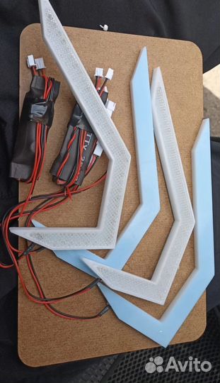 AMG галочки на фары приоры