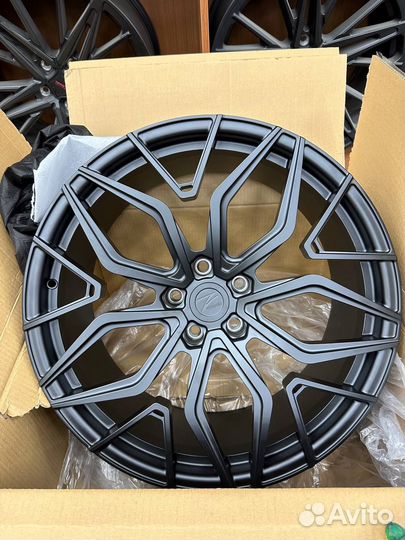 Новые разноширокие кованые диски R21 5x120 BMW