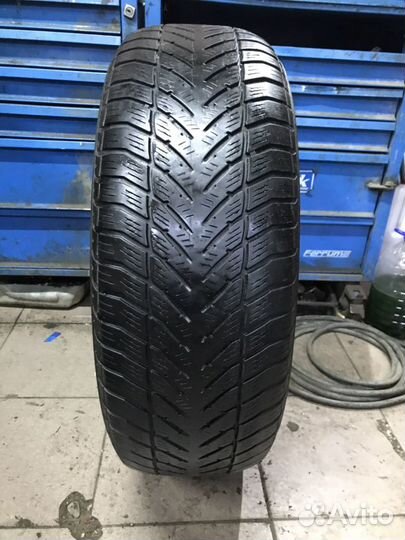 Goodyear UltraGrip 255/65 R17